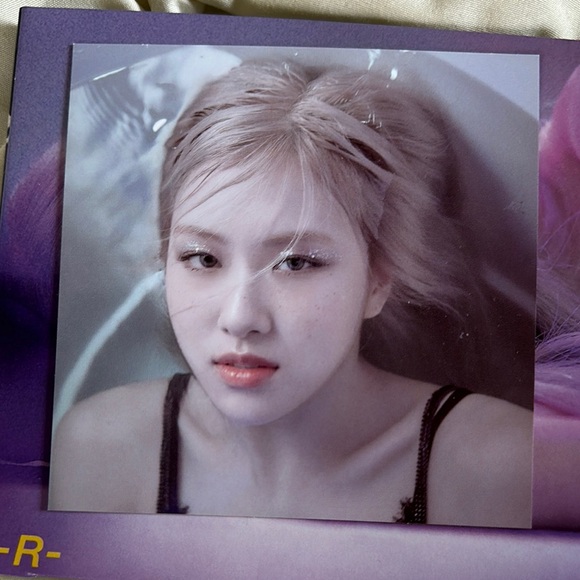 Rose -R- Album - Picture 3 of 3